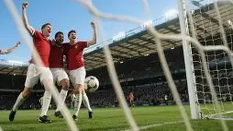 曼联惊现齐尔克泽弧线破门，赛季首球助红魔1-1战平水晶宫！